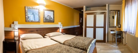 Hotel Lyskamm Hotel in Breuil-Cervinia