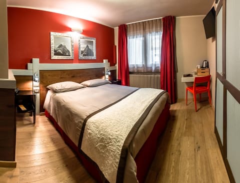 Hotel Lyskamm Hotel in Breuil-Cervinia