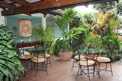 Patio, Breakfast