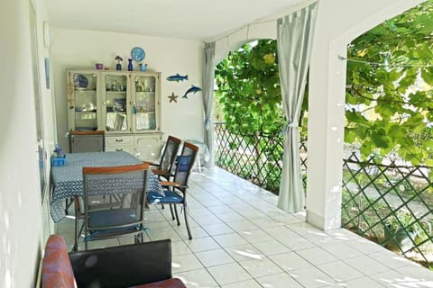Balcony/Terrace, children, Family