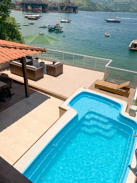 Casa Martureza House in Angra dos Reis