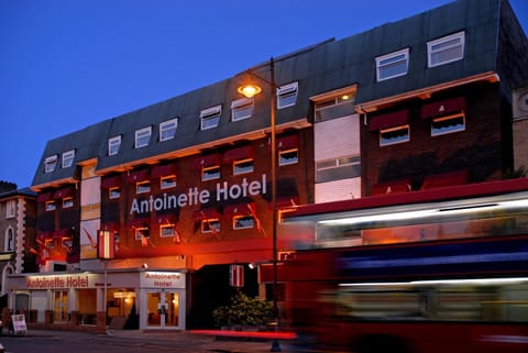 Property building, Facade/entrance