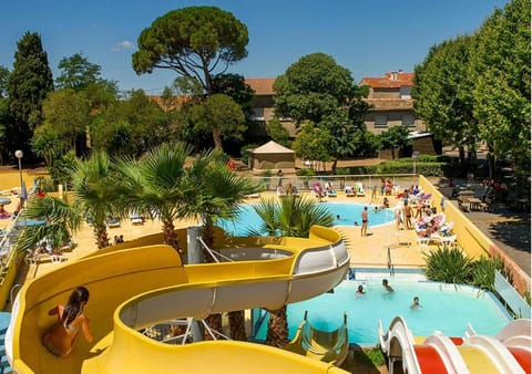 Aqua park, Swimming pool