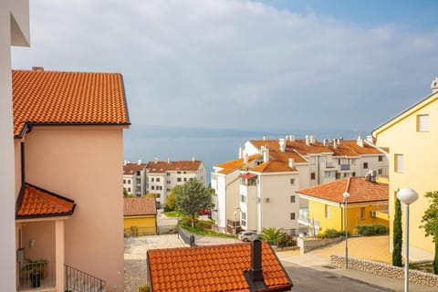 Neighbourhood, Sea view, Street view