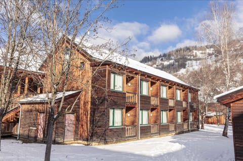 Property building, Winter