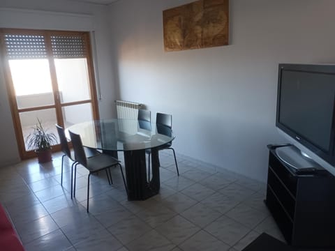 TV and multimedia, Living room, Dining area