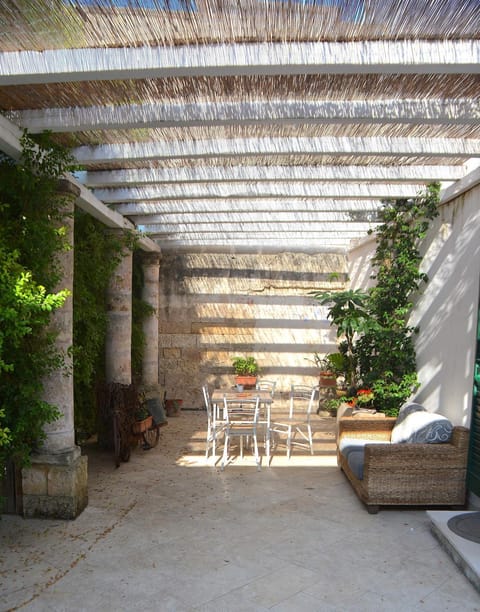 Patio, Garden