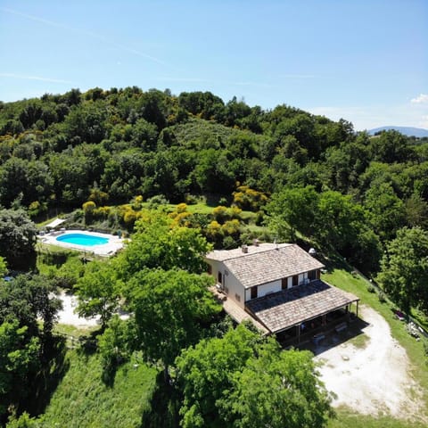 Property building, Spring, Day, Natural landscape, Mountain view, Pool view, Swimming pool