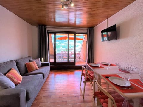 Studio 2 étoiles pour 4 pers. avec balcon à Briançon - FR-1-330C-62 Apartment in Briançon