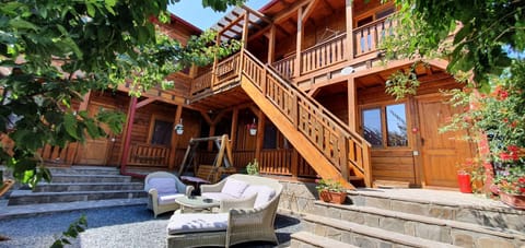 Property building, Lobby or reception, Garden view
