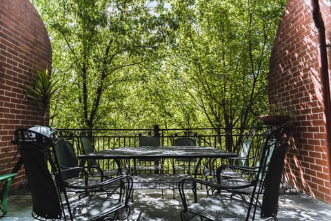Balcony/Terrace, Garden view