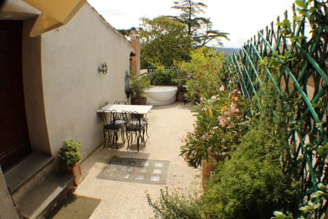 Porta Vivaria Orvieto- Private Parking Bed and Breakfast in Orvieto