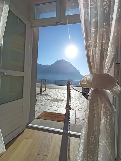 Day, Natural landscape, Lake view, Mountain view