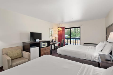 TV and multimedia, Photo of the whole room, Bedroom