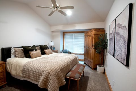 Timber Lake 341 House in Fraser