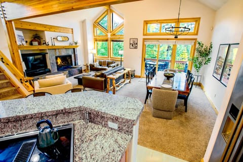 Timber Lake 341 House in Fraser