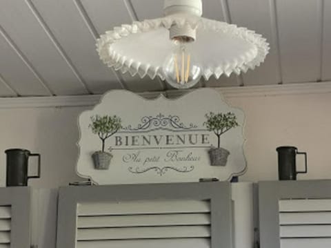 Decorative detail