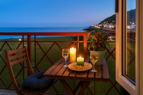Night, Balcony/Terrace, Sea view