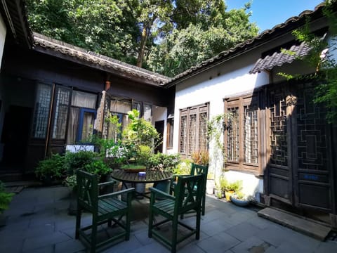 Patio, Inner courtyard view
