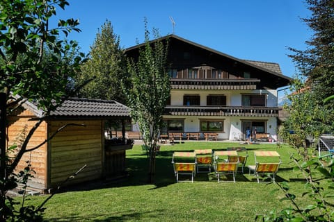 Property building, Garden, Balcony/Terrace