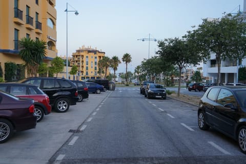 City view, Street view