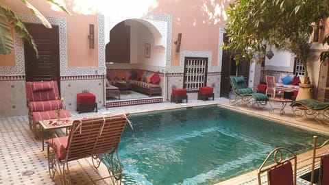 Swimming pool