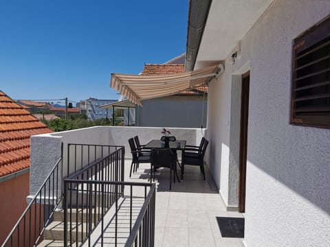 Leona Apartment in Šibenik-Knin County, Croatia