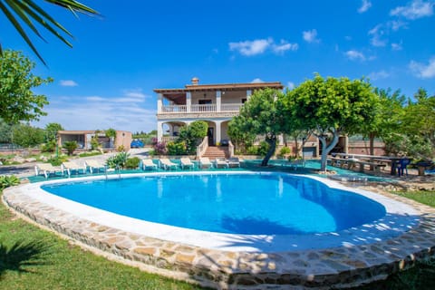 Bird's eye view, BBQ facilities, Garden, Garden view, Mountain view, Pool view, Swimming pool