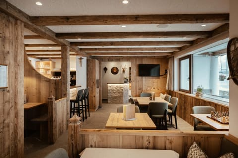 Lounge or bar