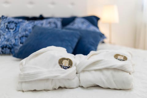 Spring, Bed, Winter, Summer, View (from property/room), Other, Other, Photo of the whole room, Decorative detail, Bedroom, Autumn, On site, Family, Family, towels