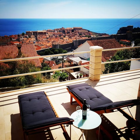 Patio, Day, View (from property/room), Balcony/Terrace, Seating area, Sea view
