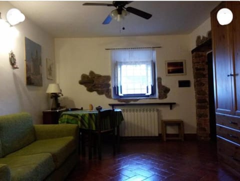 Casale nel Borgo Apartment in Castiglione della Pescaia