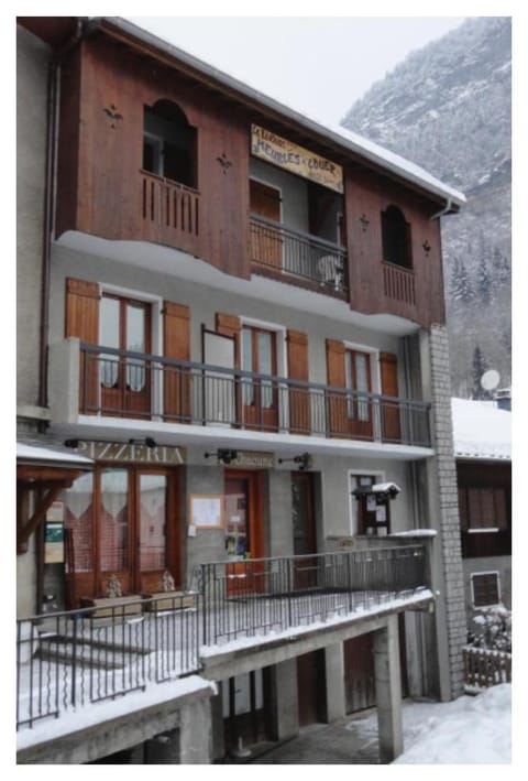 Le Bivouac Apartment in Samoëns