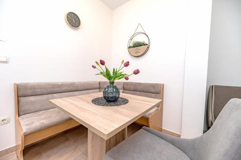 Apartman Kozina 3 Apartment in Zadar