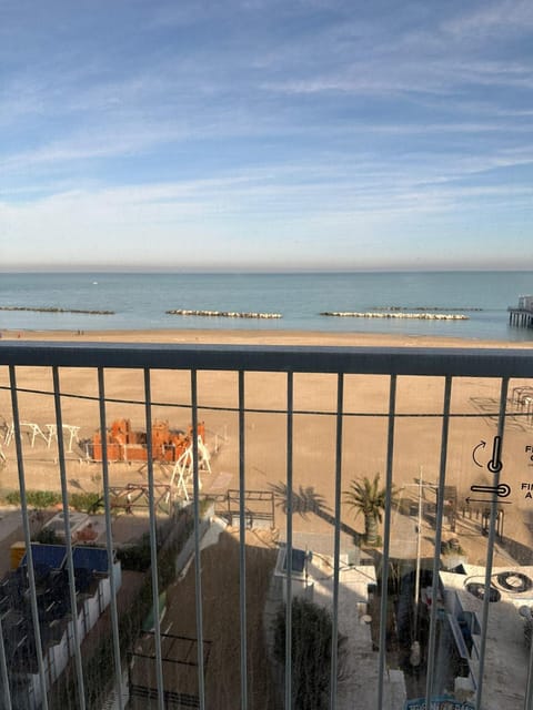 Natural landscape, View (from property/room), Balcony/Terrace, Beach, Sea view