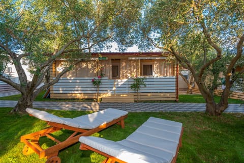 Property building, Patio, Facade/entrance, Garden, View (from property/room)