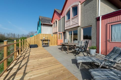 Patio, Balcony/Terrace