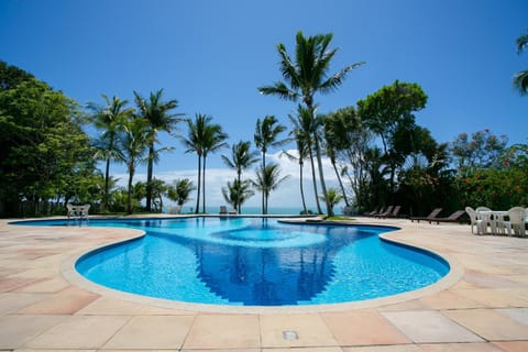 Pool view, Sea view