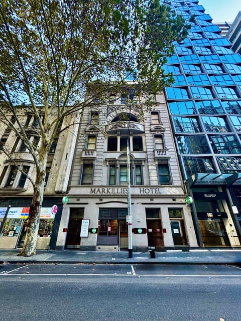 Facade/entrance, City view, Street view