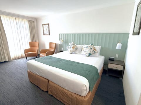 Seating area, Bedroom