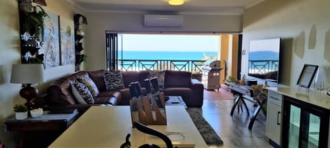 View (from property/room), Balcony/Terrace, Living room, Sea view, kitchen, air conditioner