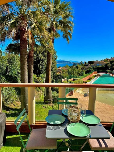 Rousseau Apartment hotel in Mandelieu-La Napoule