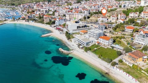 Facade/entrance, Beach