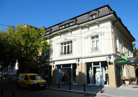 Property building, Facade/entrance, Property logo or sign