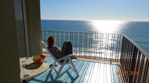 View (from property/room), Balcony/Terrace, Sea view