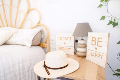 Bed, Bedroom, Text overlay