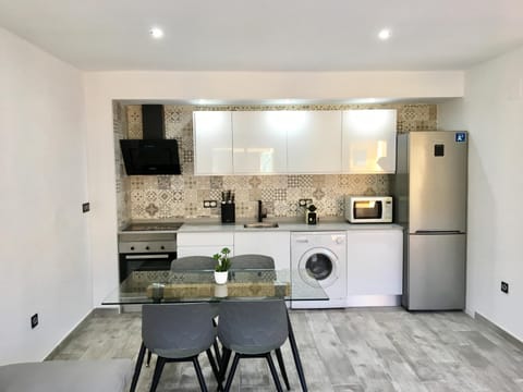 Kitchen or kitchenette, Living room, Dining area