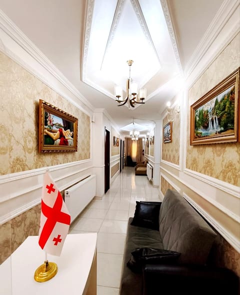 Decorative detail, Seating area, Location