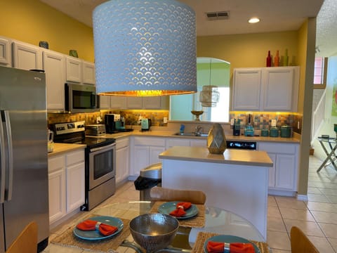 Aquamarine Hideaway Villa in Kissimmee