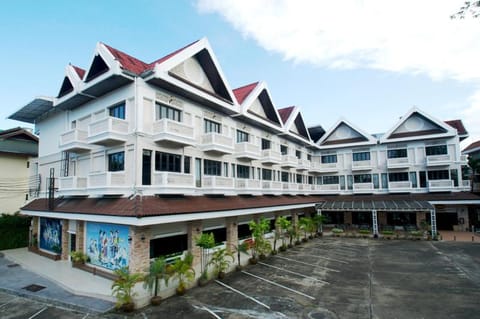 Property building, Day